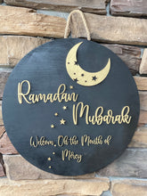 Load image into Gallery viewer, Ramadan Mubarak Door sign