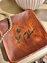 Load image into Gallery viewer, Salam ring tray, key tray, hijab pin tray