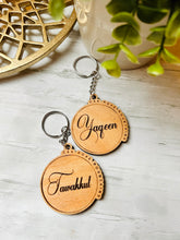 Load image into Gallery viewer, Tawakkul / Yaqeen can move mountains keychain